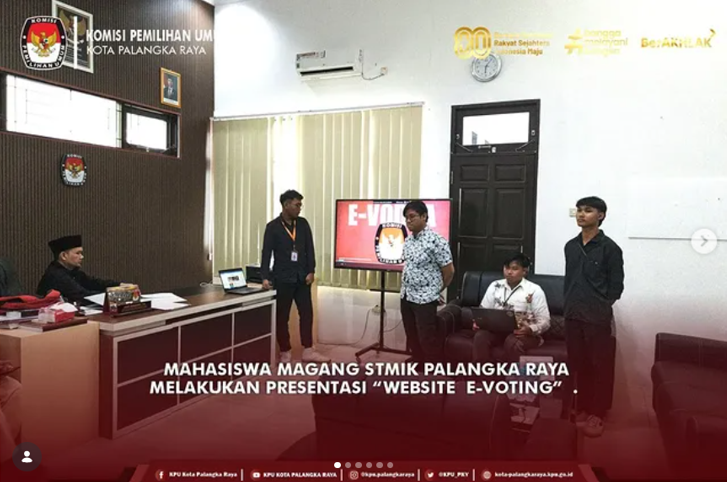 Mahasiswa Magang STMIK Palangka Raya Melakukan Presentasi "Website E-Voting"