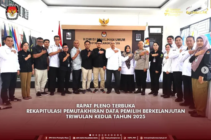 Rapat Pleno Terbuka Rekapitulasi Pemutakhiran Data Pemilih Berkelanjutan Triwulan Kedua Tahun 2025