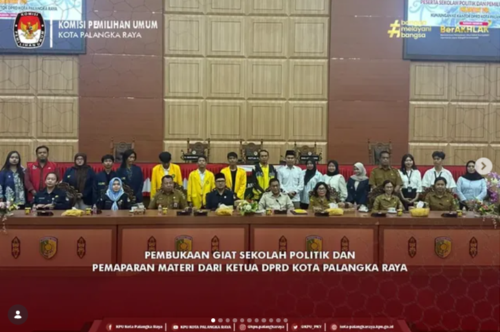 Pembukaan Giat Sekolah Politik dan Pemaparan Materi Dari Ketua DPRD Kota Palangka Raya